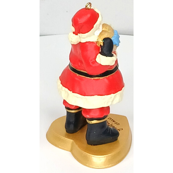 Hallmark Ornament Santa Claus 2011 Gift Of Love Heart Keepsake Collectible - Picture 7 of 12